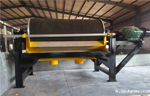 石英砂磁选机，石英砂磁选机助力矿业发展再升级_结构原理图_石英砂磁选机助力矿业发展再升级能选三氧化二铁吗？