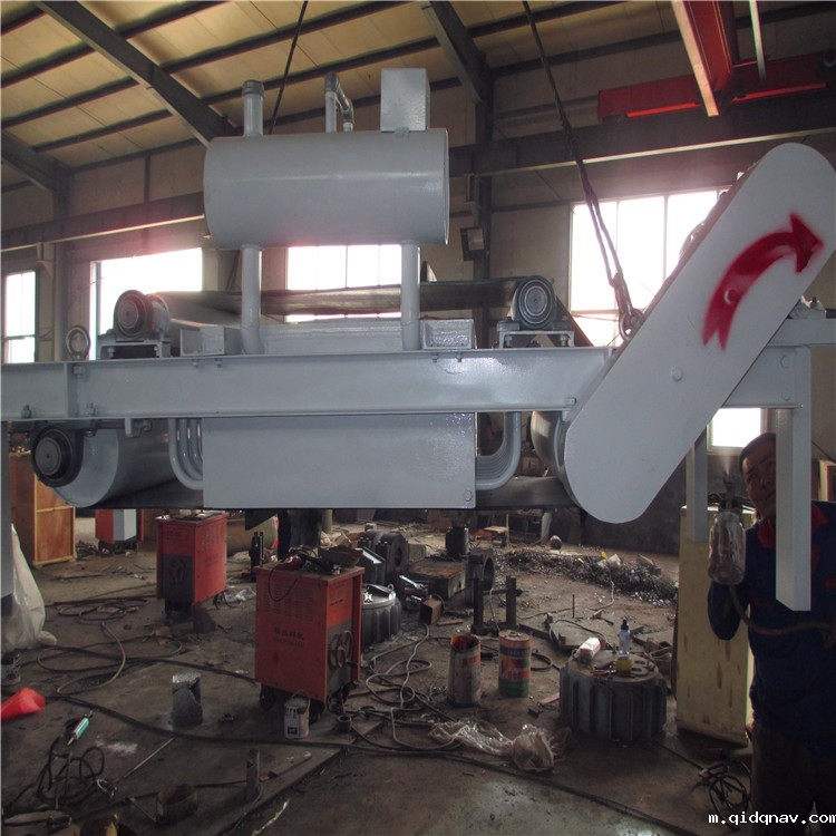 油冷自卸式电磁除铁器