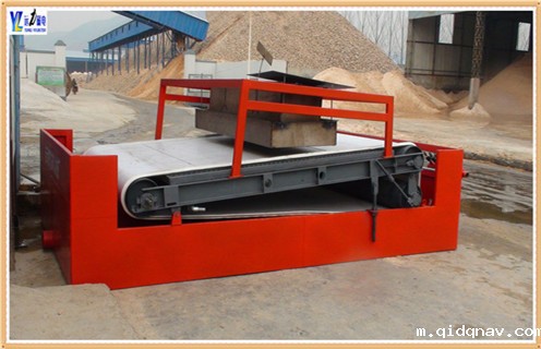 永磁带式强磁场磁选机磁场分布研究